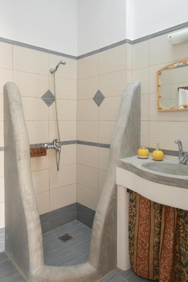 Gyrouli 1 Appartement Pera Gyalos Buitenkant foto