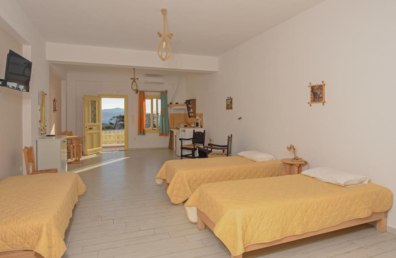 Gyrouli 1 Appartement Pera Gyalos Buitenkant foto